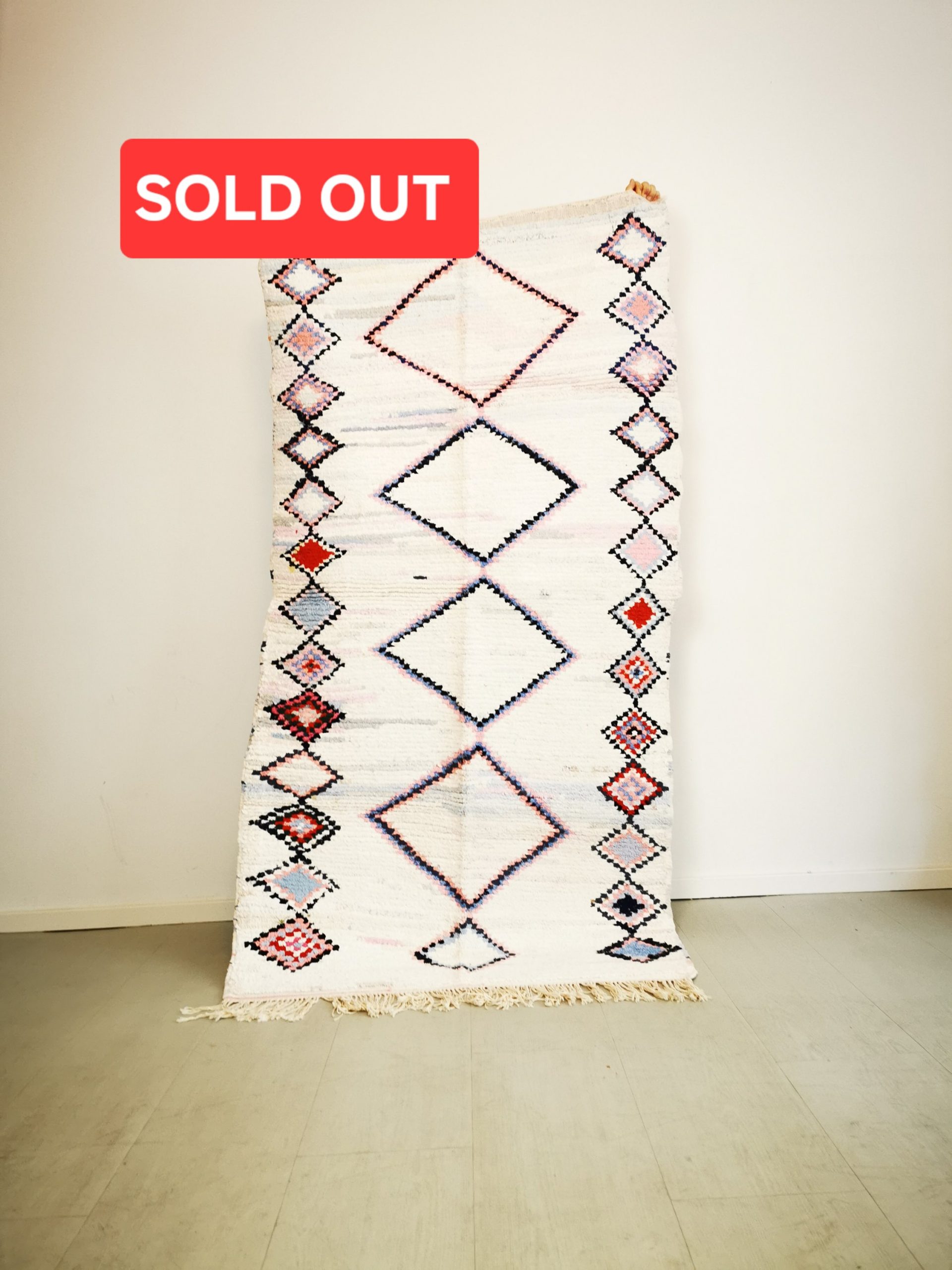 Veganer Berber Teppich „Louna“ | weiße Rauten | 222x112 cm | Tierfrei